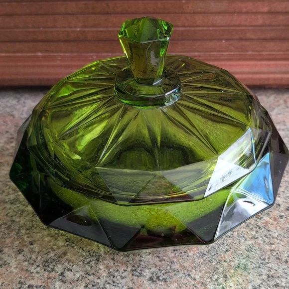 Vintage Viking Glass Emerald Green Diamond Point Candy Dish Compote - Picture 3 of 11